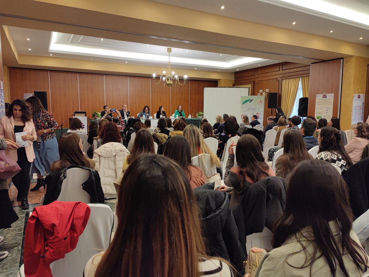 📸 XXI JORNADAS CIENTÍFICAS APMEX 2024 Hoy estamos en las jornadas 'Cuidados de la mujer: más allá de la maternidad' en Plasencia organizadas por la Asociación Profesional de Matronas Extremeñas (APMEX).