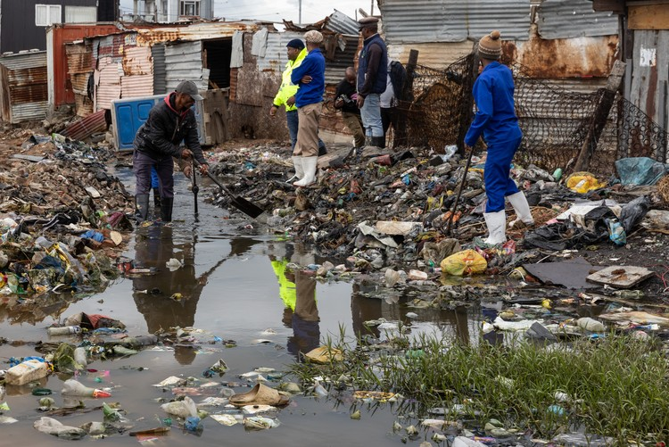 Elections 2024: What the major political parties say about water and sanitation groundup.org.za/article/electi… by GroundUp Staff