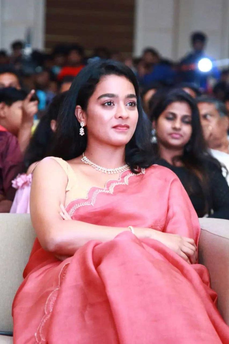 Gayathrie Shankar – Photo Gallery 😍

#GayathrieShankar #HBDGayathrieShankar #HappyBirthdayGayathrieShankar #SuryanFM 

More Pics : suryanfm.in/photos/celebri…