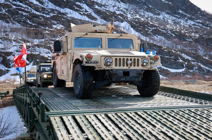 U.S. #Navy Seabees join forces with the #Army and #Norway for bridge construction … dvidshub.net/r/nwqqj7