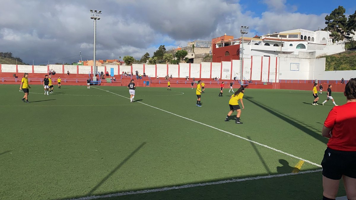 🇮🇨 | La Selección Canaria Sub-17 #femenina intensifica la preparación para la Fase Final Plata.

➕ℹ️ ftf.es/comunicacion/n…

#somosFIFT #Canarias