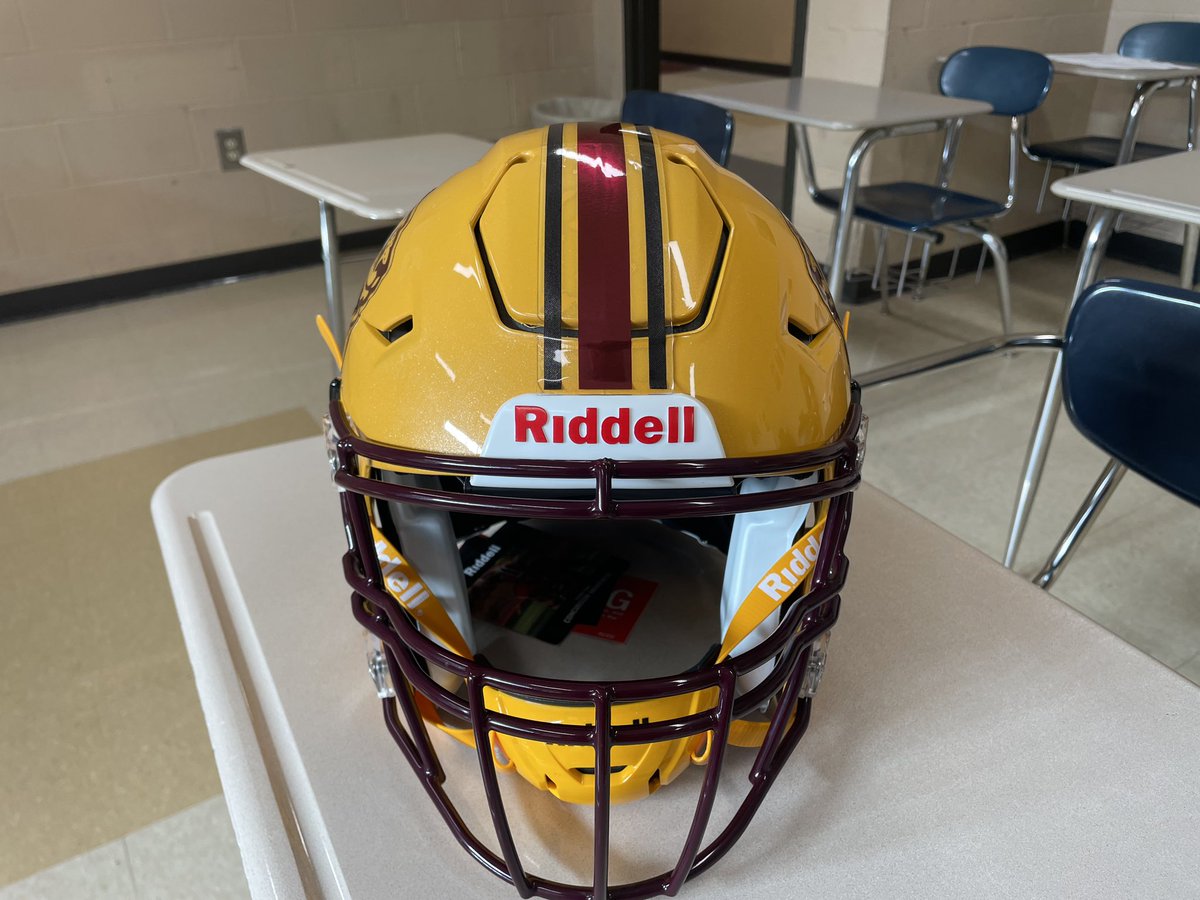A Huuuuge Shout Out to my guy @CoachMeintzer and the @WHSJaguarsFB program on the way this rebrand turned out. Thanks for letting @RiddellSports play a small part in the process!!! Big things coming this fall!!!

#TheRiddellDifference