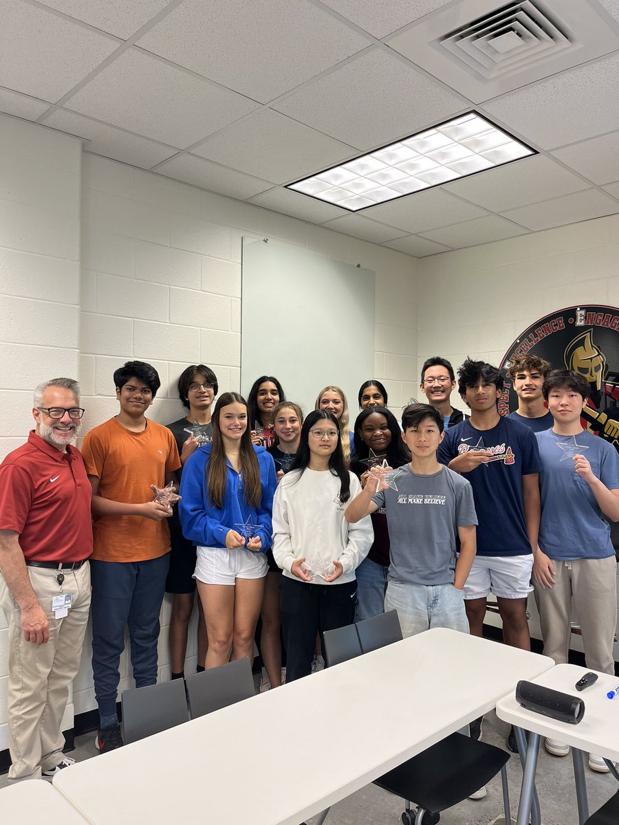 Last meeting with my #JCHSGladiators Freshman Advisory. To say this is a talented, bright, and all-around phenomenal group does not fully capture them. Loved spending time with them and learning from them. Much love and respect! #WeAre #StudentVoice @fultoncoschools