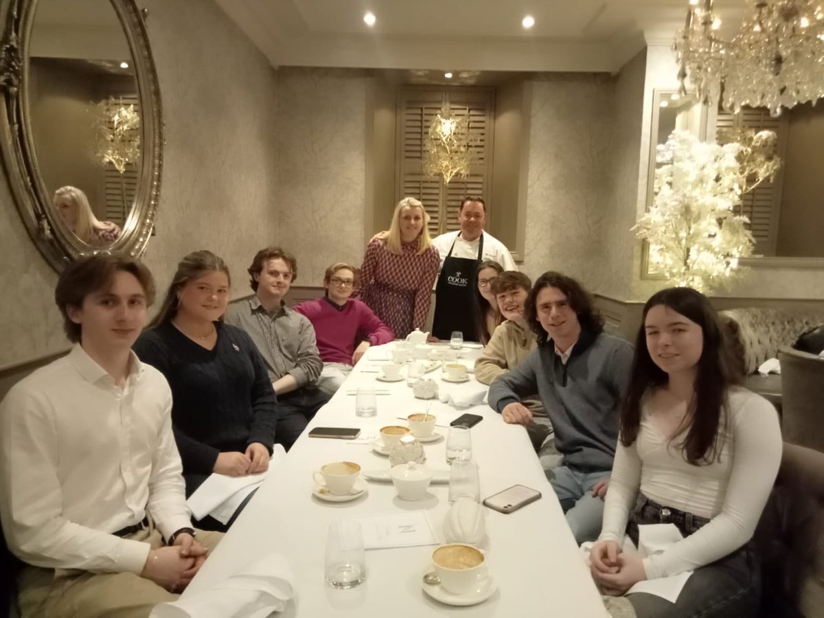 Form 6 Home-Economics students enjoyed an incredible meal ⁦@nevenmaguire⁩ restaurant last night. He kindly took the time to speak to our students too which added to this memorable experience. 👏👨‍🍳