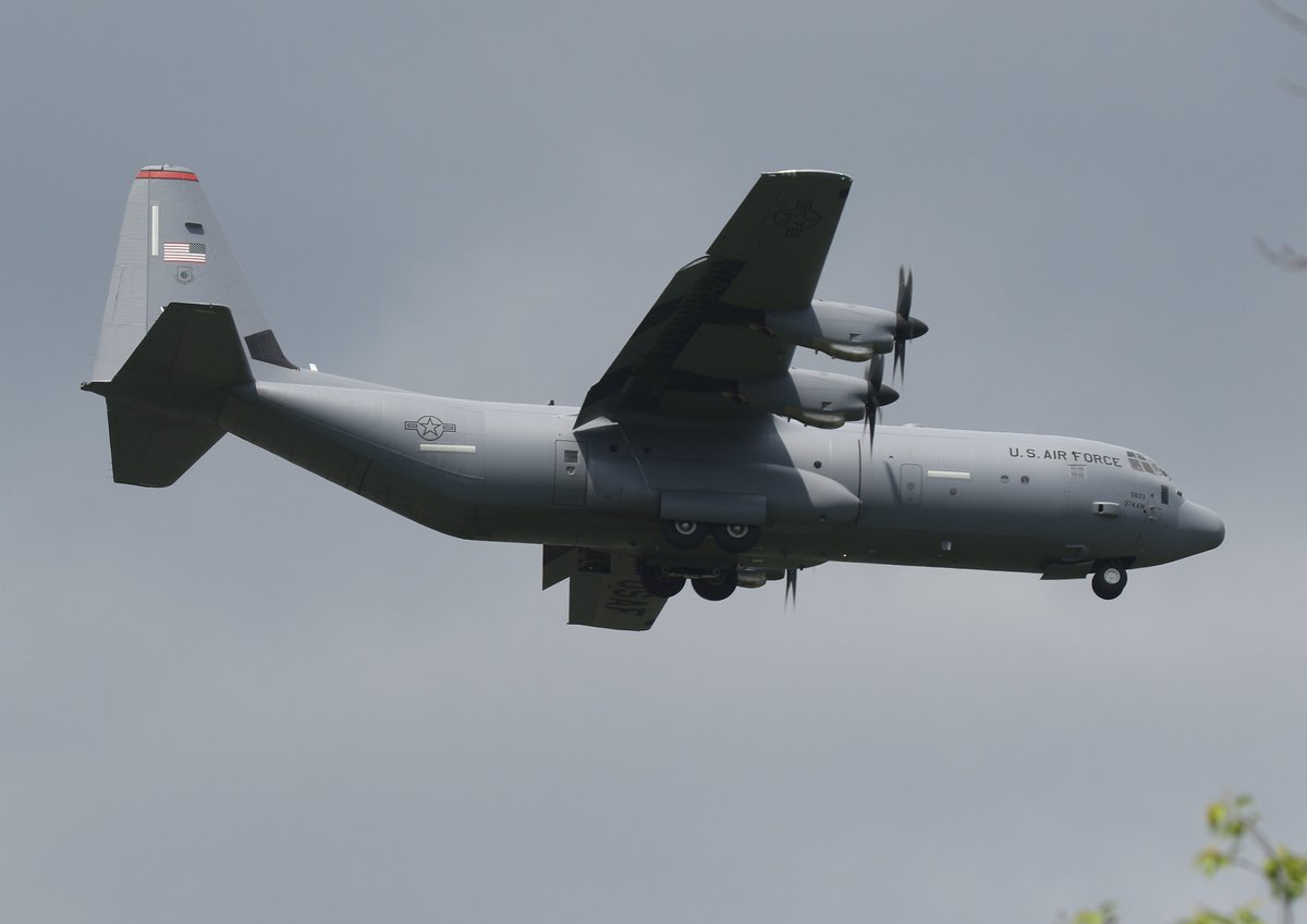 2024年5月2日
#横田基地（Yokota Air Base）
#OKO #RJTY 
②PACAF 374AW 36AS   C-130J-30   16-5833

※Shogunからの降り。