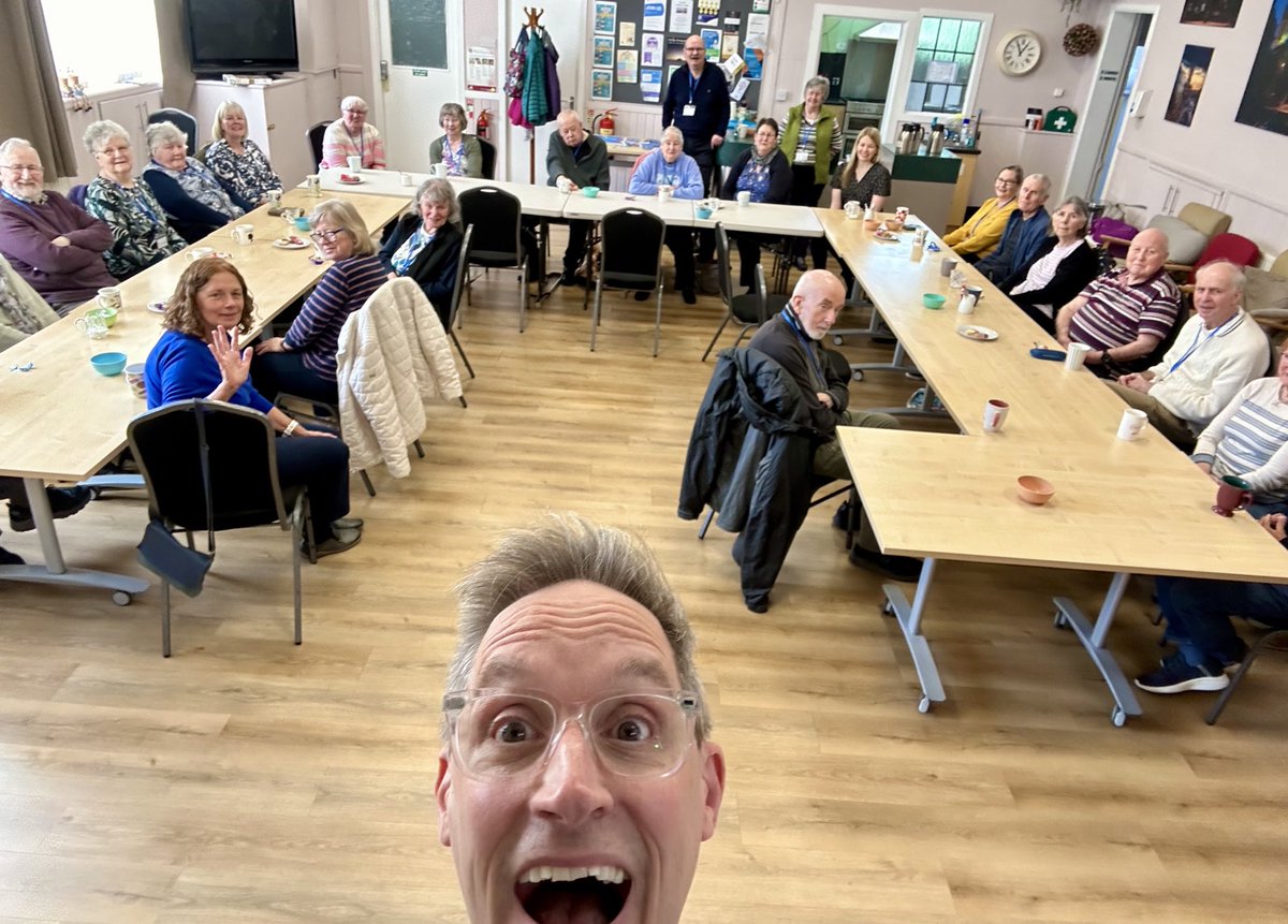 Today I will mostly be in #montrose at the brilliant cafe meeting. Key learning was a line dancing half-pivot turn can help when getting out of tricky corners. @ParkinsonsUKSco supports cafes and groups right across Scotland just like this 👉🏼 parkinsons.org.uk/information-an…