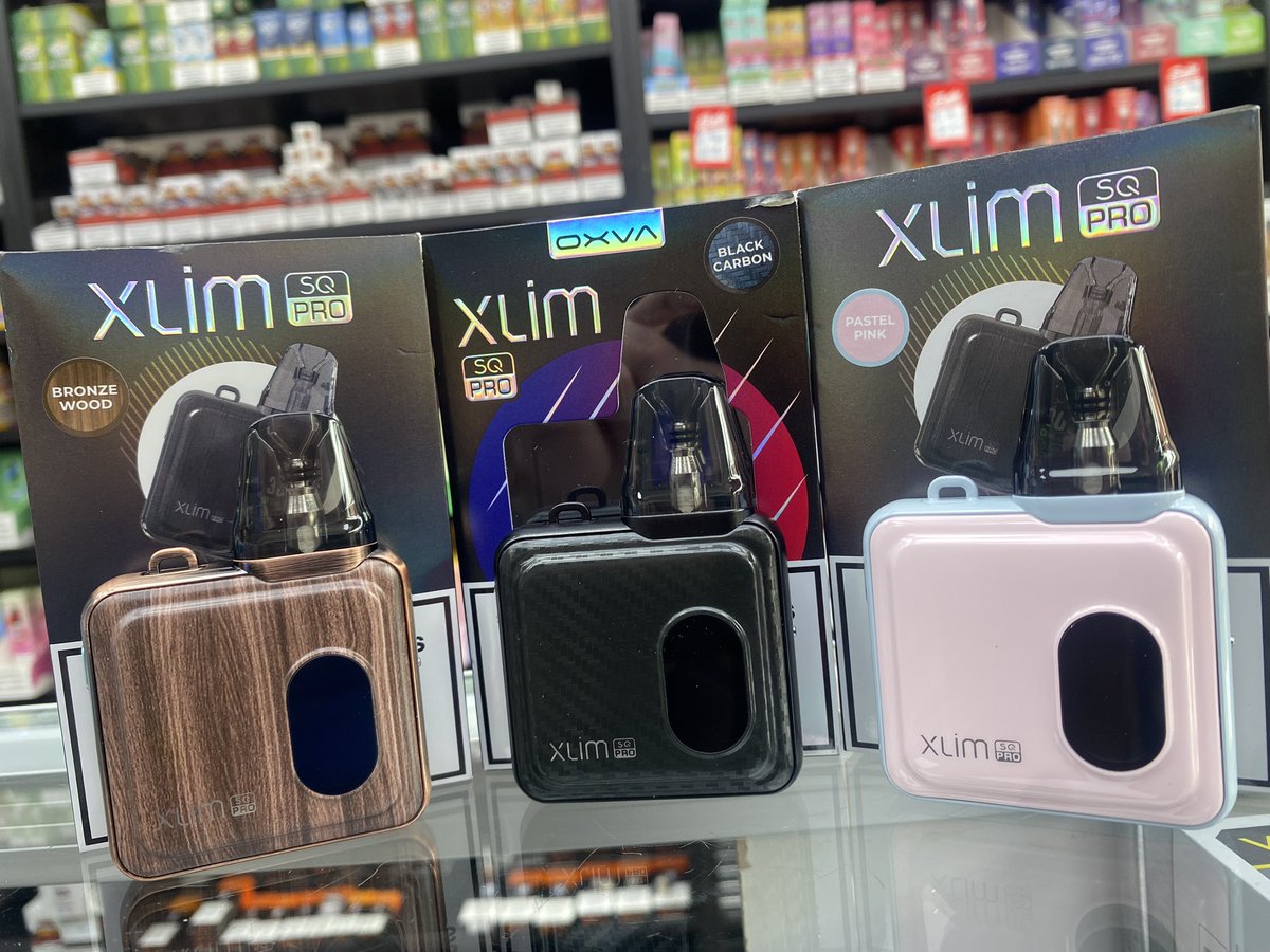 The cracking little pod kit from OXVA the Xlim SQ Pro available in 3 different styles to choose from 
#vape #vapers #vapelife #ecig #vapeporn #quitsmoking #smokefree #flavours #ivapelounge #eccles #ecclesvape #manchester #trend #vaporesso #geekvape #OXVA #uwell #Voopoo