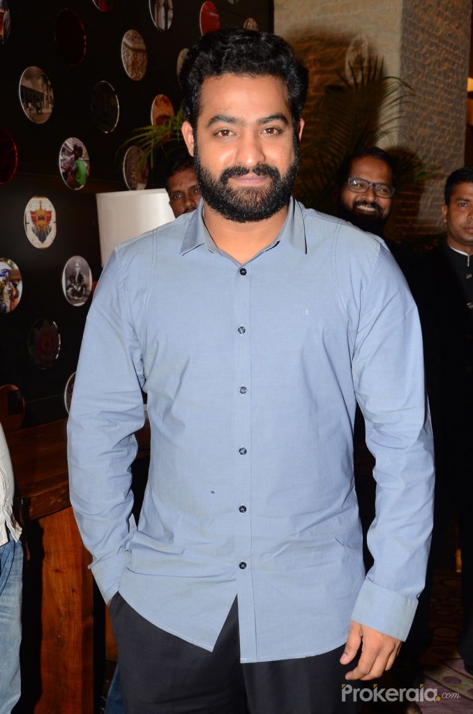 No id should be less than 1M followers for @tarak9999 birthday Mentions the IDs here: