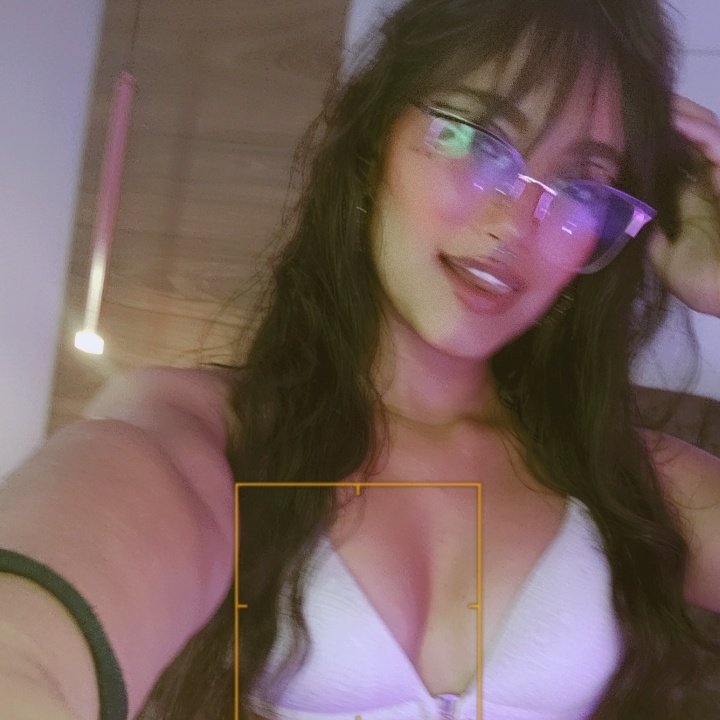 AlejandraClaus7's tweet photo. #NuevaFotoDePerfil https://t.co/ApqF8n6xND