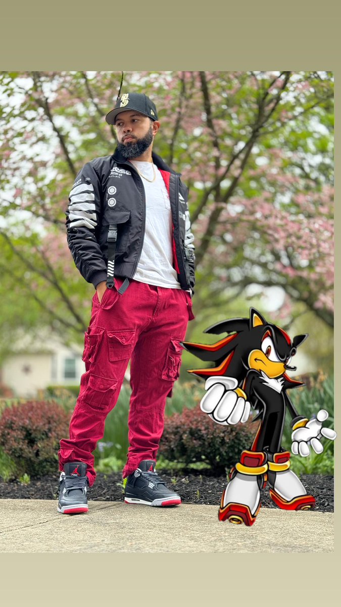 After doing Knuckles. think it’s time to start this series of outfits. Shadow the Hedgehog is a very Jordan’s friendly color pallet lol #ootd #kotd #sonicfits