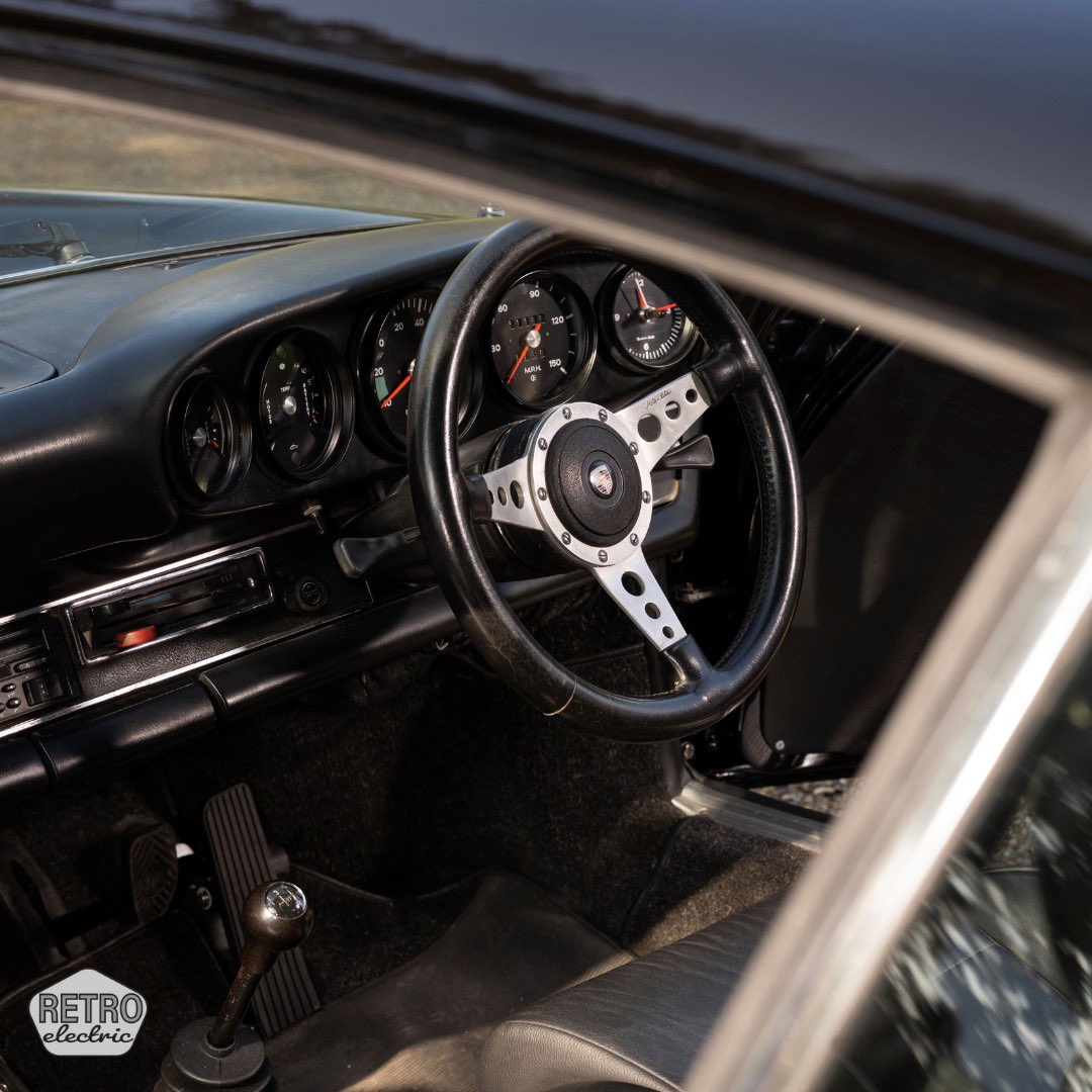 Our black OEM-style gauges perfect for this classic black 911.  Great work @retroelectrics1! 
📸Jason Dodd
 
#porsche911 #classicporsche #porscheclub #porschefans #porschelove #electricconversion #classiccars #classiconversion #porsche #porschegauges #customgauges