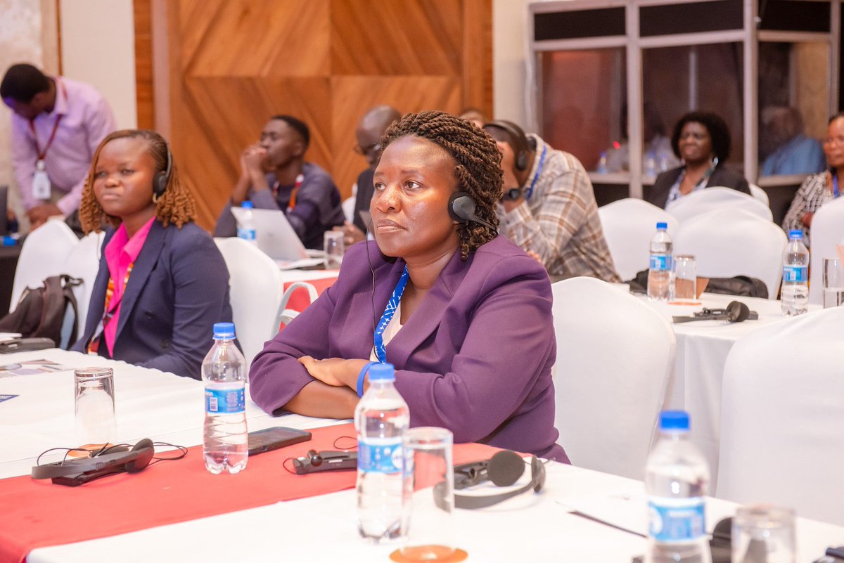 Delighted to see @MbararaUST led by Dr. Ceophas Karooma from @FIS_MUST representing at the 4th International #OneHealthConference in Nairobi, Kenya. The conference is focusing on regional university networks advancing global health security, workforce development & fighting…