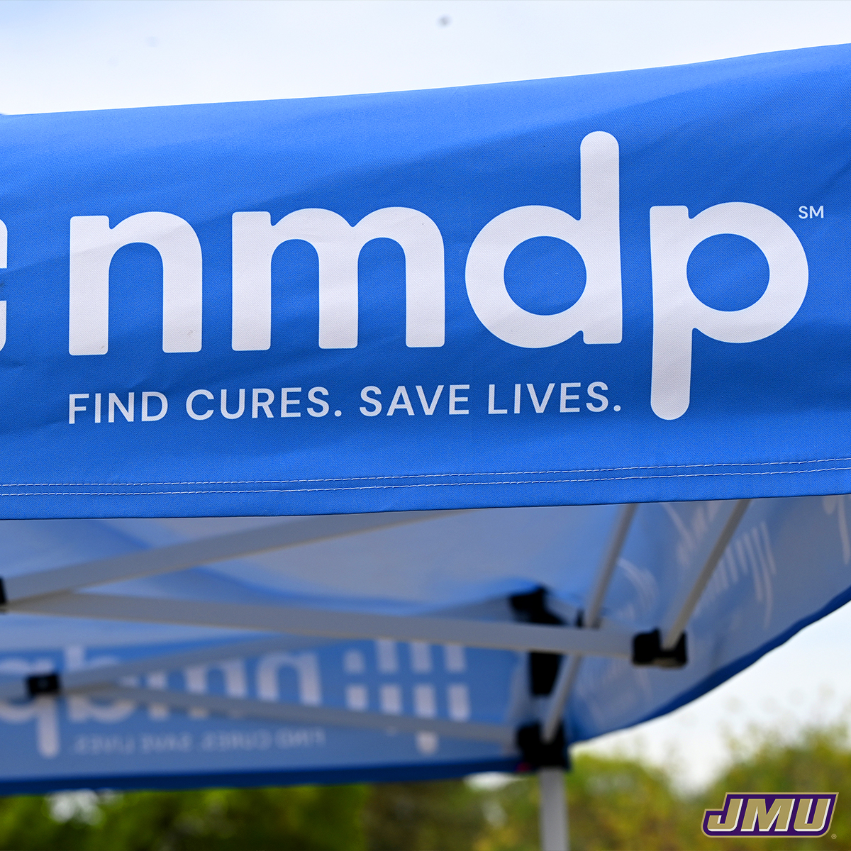 This week, we teamed up with @nmdp_org to help save lives, as members of the JMU community signed up for the bone marrow registry. Find cures. Save lives. #GoDukes