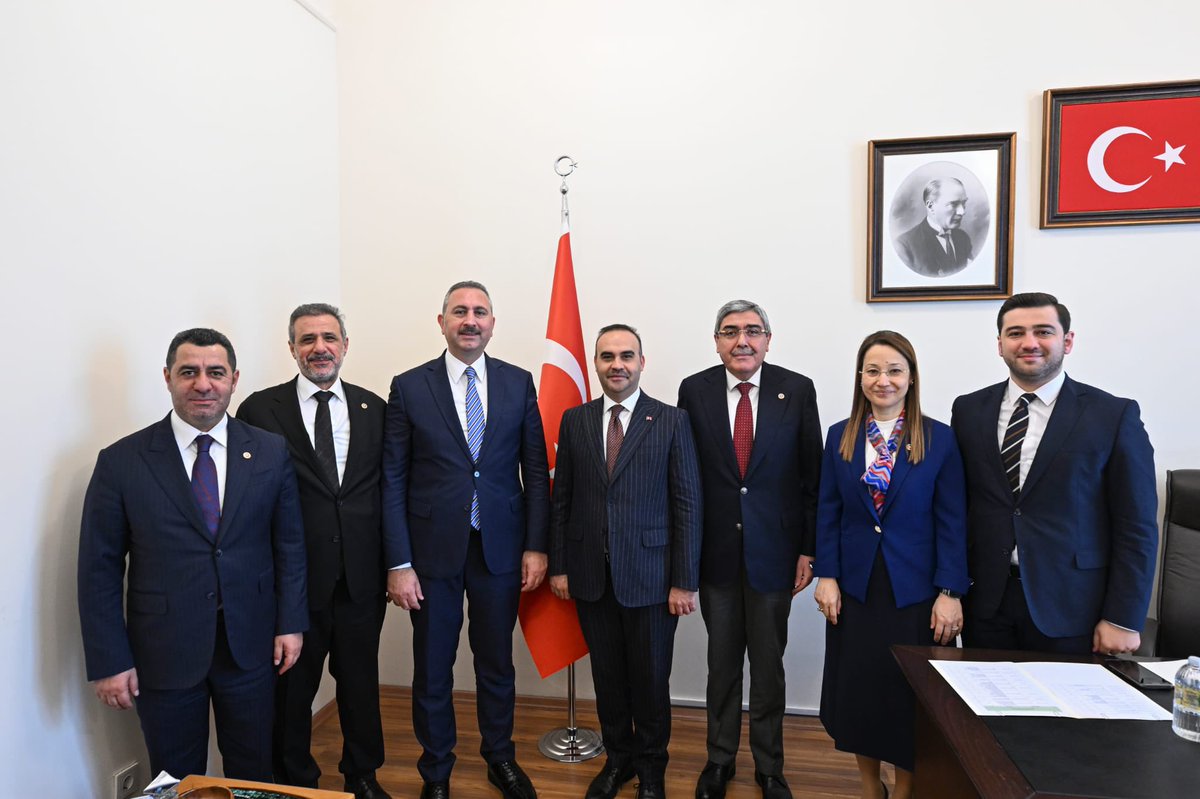 📍TBMM Sanayi ve Teknoloji Bakanımız Sayın Mehmet Fatih Kacır’a; AK Parti Grup Başkan Vekilimiz Sayın Abdulhamit Gül ve Milletvekillerimiz ile birlikte ziyarette bulunduk. Cumhurbaşkanımız Sayın @RTErdogan’ın önderliğinde gerçekleşen #MilliUzayProgramı kapsamında ülkemizin…