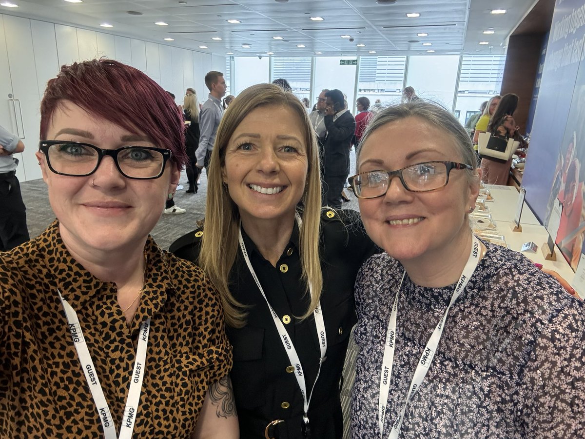 Lunch and networking - realise there is a mutual connection with @NinaHill and @RChillery (hearing about your great sense of humour!) and lovely to finally meet the inspiring @emmachallans at the @Proud2bOps event #nhs #ops #leadership