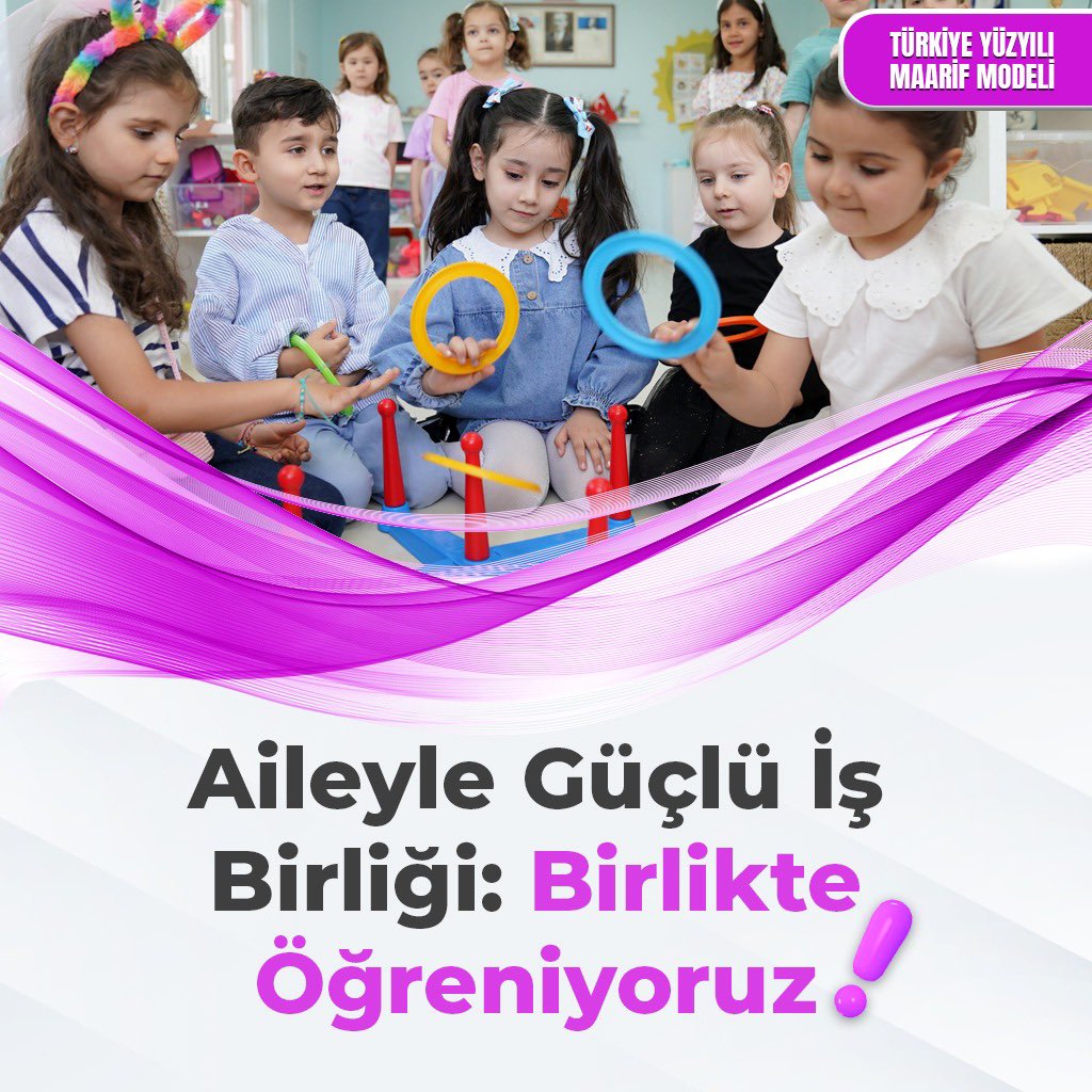 Aile katılım çalışmalarına verilen önem artırıldı. Aile katılımı, toplum katılımı ile bütünleştirilerek her okulda uygulanabilir bir yapıya kavuşturuldu. 

"Türkiye Yüzyılı Maarif Modeli" 🇹🇷

#KöklerdenGeleceğe