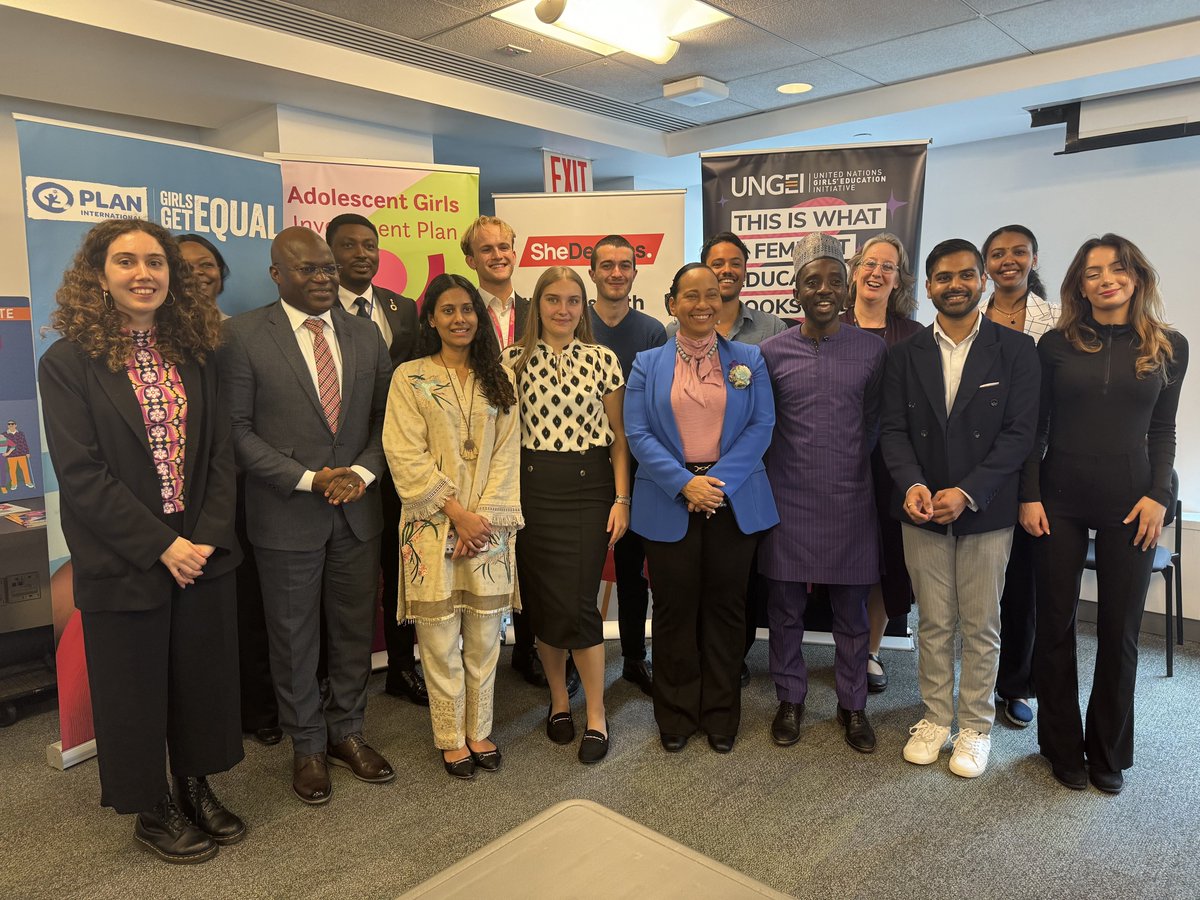 ✨Thank you Minister Chernor Bah 🇸🇱 @Cee_Bah #SierraLeone & Vice-Minister Elizabeth Taylor-Jay 🇨🇴 @etaylorjay #Colombia for your leadership for young people's rights & your steadfast support for #ICPD @UNGEI @PlanGlobal @SheDecidesGFI @AdolescentPlan @UNFPA @juliabuntingPC