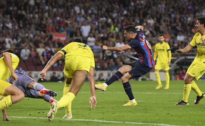 El 'Top 5' de Lewandowski de sus goles en el Barça: 5. El 0-2 contra el Madrid en la Supercopa. 4. El 1-1 contra el Alavés en Montjuïc. 3. El 3-0 contra el Athletic en el Camp Nou. 2. El 1-2 contra el Celta en Montjuïc. 1. El 1-0 contra el Villarreal en el Camp Nou.…