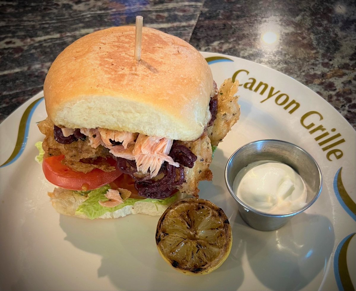 Canyon Grille Rough Hollow offers great food with a beautiful view of Lake Travis!🍽️🍲
👉Check them out: lakehomes.site/3PMgL1k 

📷Canyon Grille Rough Hollow

#canyongrille #localeats #eatlocal #laketravis #laketravisdining #dinnerwithaview #autintx #canyongrilleroughhollow