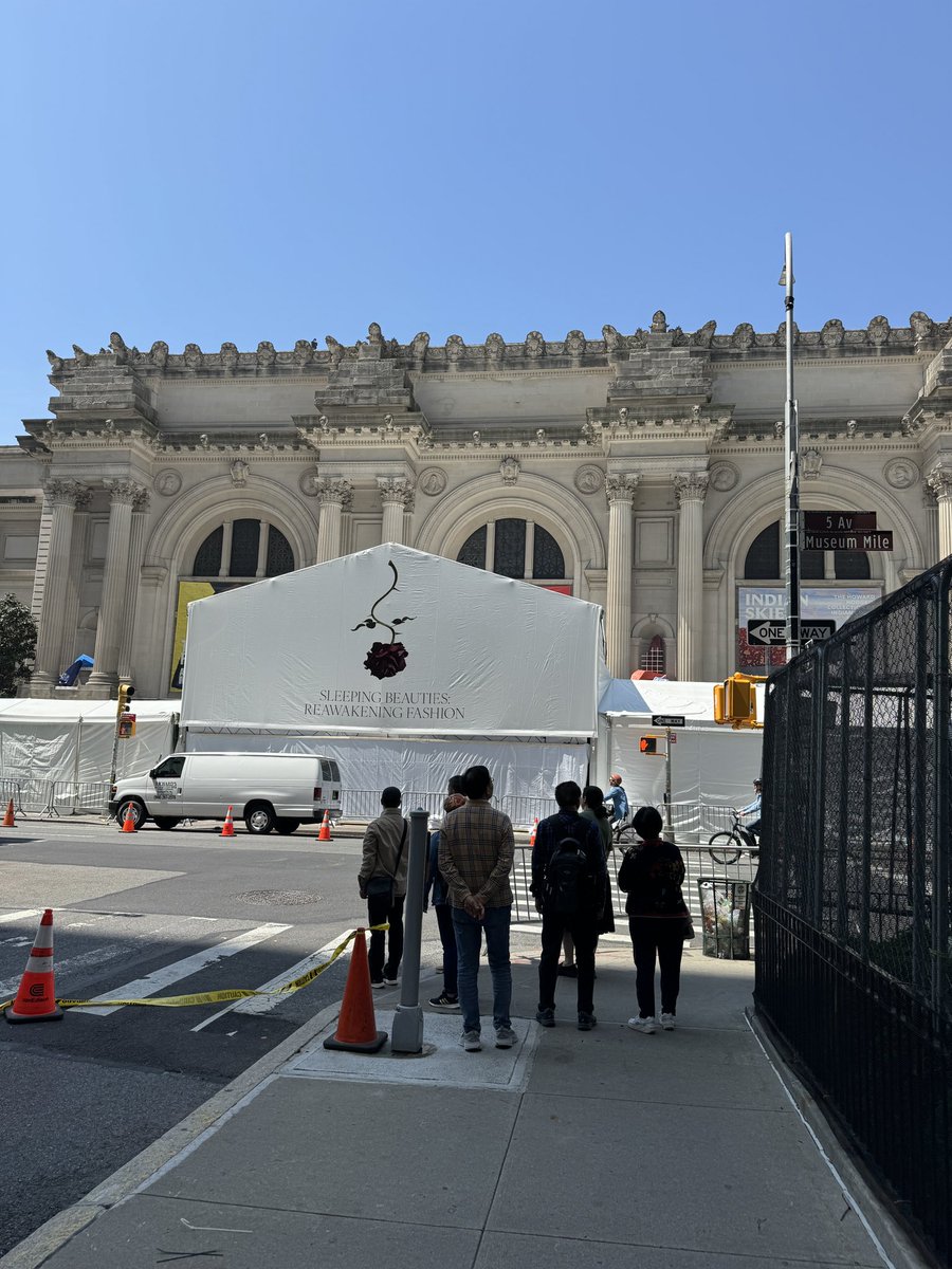 #MetGala tent is up and ready!! #themet #countdown #nyc