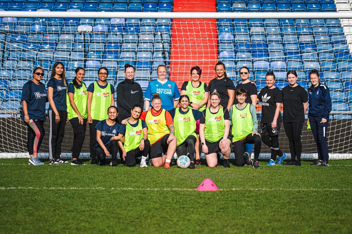 This evening, our local Indian women’s temple session and just play women’s session in partnership with @OfficialOACT are playing at Boundary Park 🏟️ 

Have a great evening everyone! 

#OACT | #OAFC | @phillsmithphoto