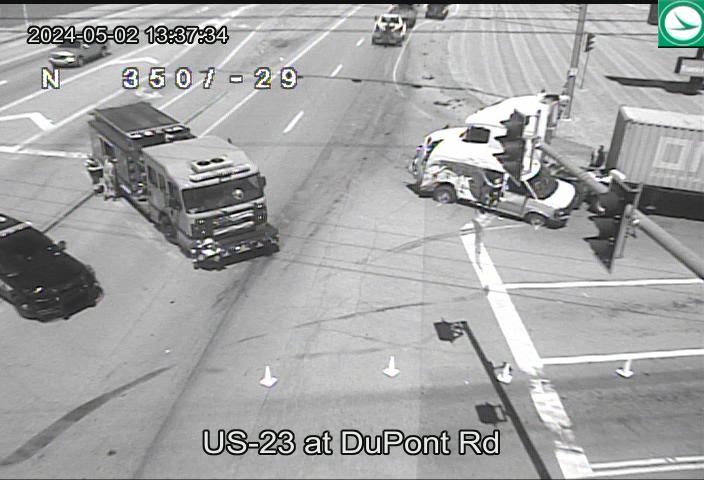 From @ODOT_Statewide - US 23 North is CLOSED at Dupont/Pittsburgh Rd, south of Circleville.  ##TrafficAlert