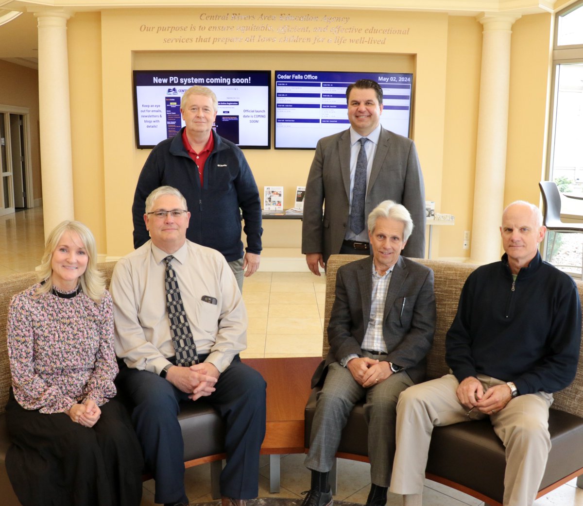 We want to recognize our retiring superintendents! All were honored by their peers today during the #CRAEA monthly superintendents' meeting. Thank you all for your years of services & dedication to children, families, educators, schools & communities! 👏🙌 #happyretirement