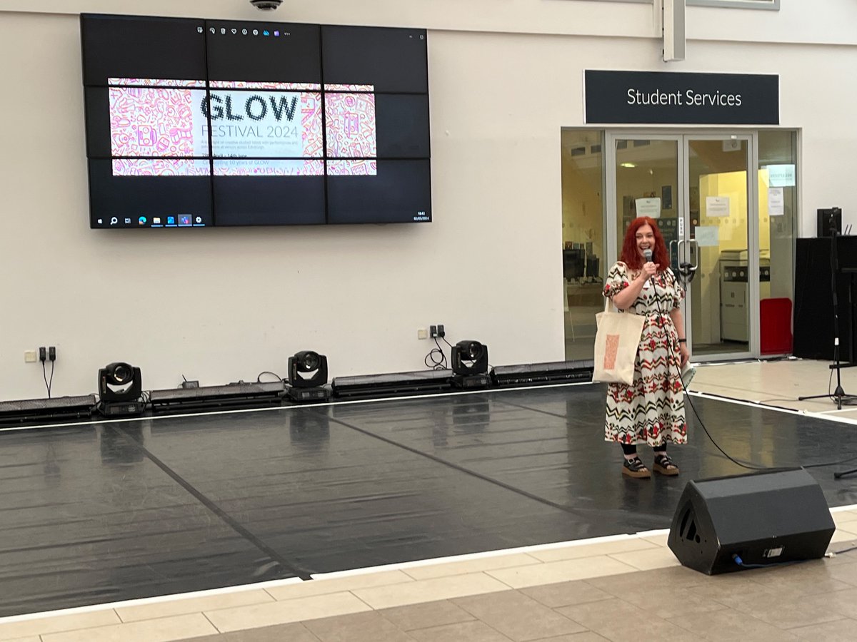 Assistant Principal Jakki Jeffery opens the launch of our annual Glow Festival, which celebrates the work of students across our Creative Industries faculty, at our Granton Campus tonight. #ECGlow