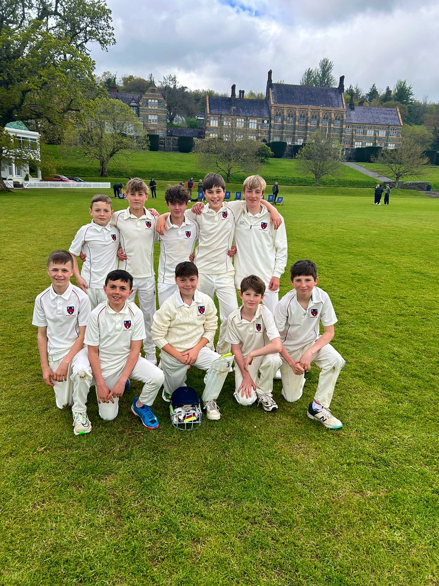 A solid start in the @DevonCricket cup for the U13’s @Mount_Kelly cricket side as they move into the next round. Thank you @PlymstockSport for a great game. #MKSport