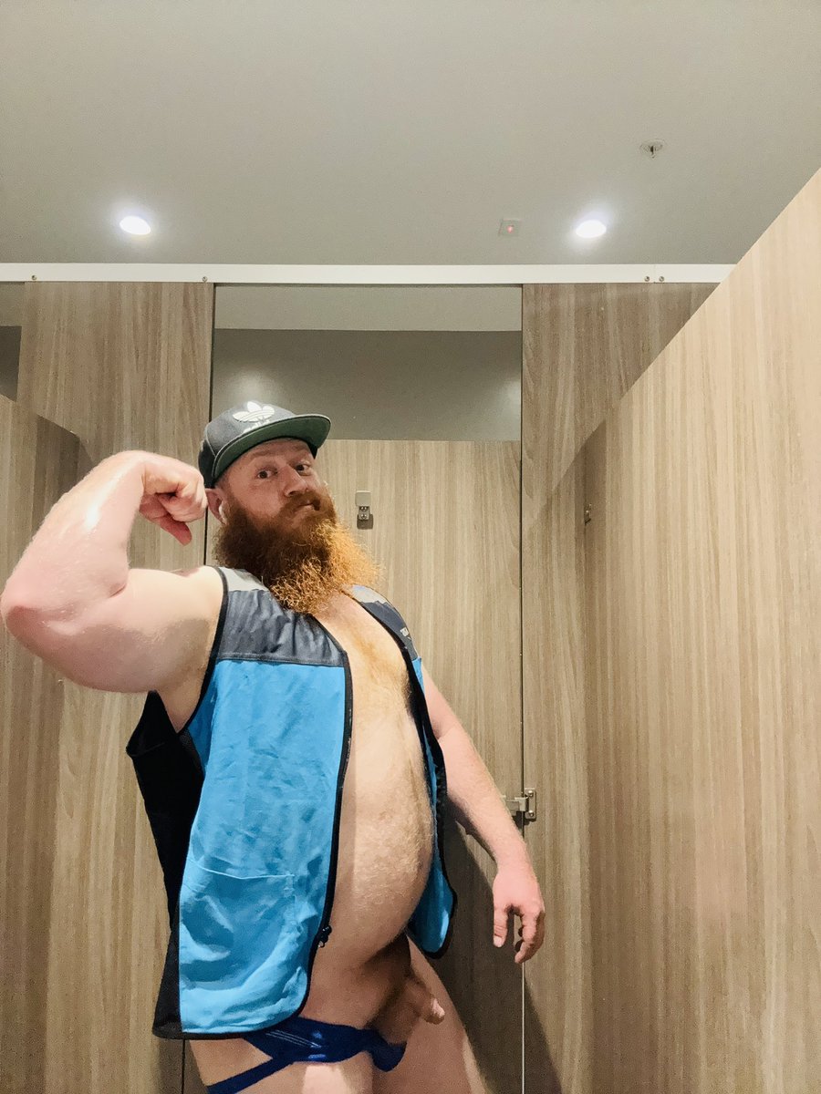 tophglee's tweet photo. I’m in the foulest of moods so I’m going to drop a few pics for you guys and log off for the day. Here’s the first 2 https://t.co/73QuvBcmzV