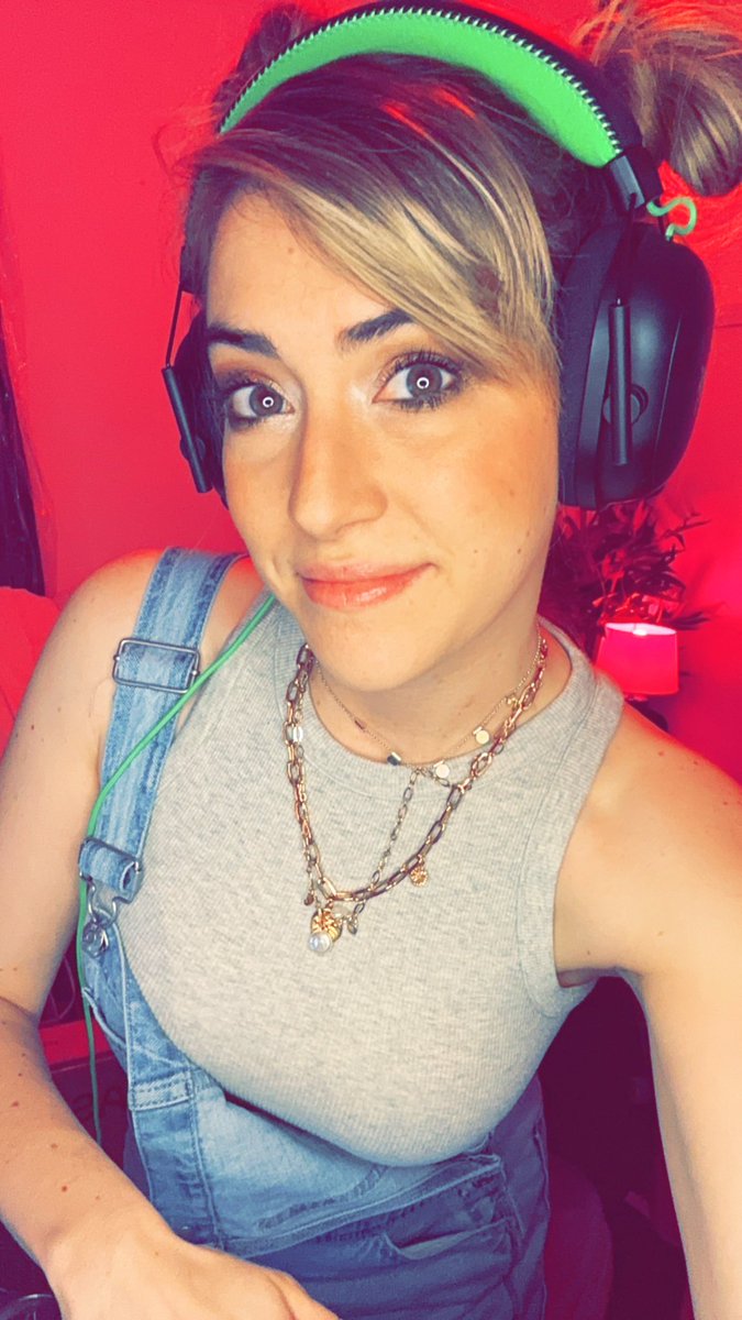 its_kaijah's tweet photo. 🎮 Live now on Twitch! Join me for the Developer stream - Diablo IV! https://t.co/rCw9ZtpTP1