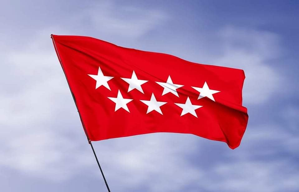 Feliz día a tod@s los Madrileños y Madrileñas! 
Orgullos@s de nuestra Región, diversa, universal  plural y ACOGEDORA. ❤️