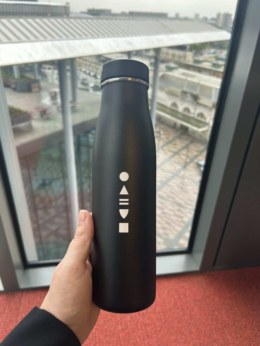 Lovely to see the <a href="/HughJamesLegal/">Hugh James</a> brand refresh at Two Central Square today. 

Here’s more information about our new brand identity:  hughjames.com/blog/hugh-jame…