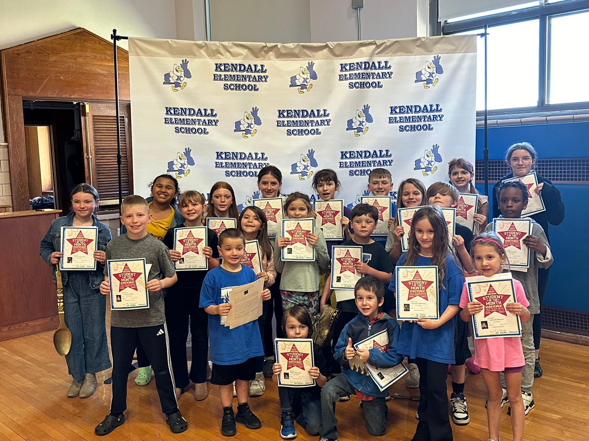 op·ti·mism: hopefulness and confidence about the future or a successful outcome

🌟 We're OPTIMISTIC about this group of students that was recognized during their Student of the Month ceremony for their unwavering OPTIMISM during the month of April! Congratulations! #EaglePride