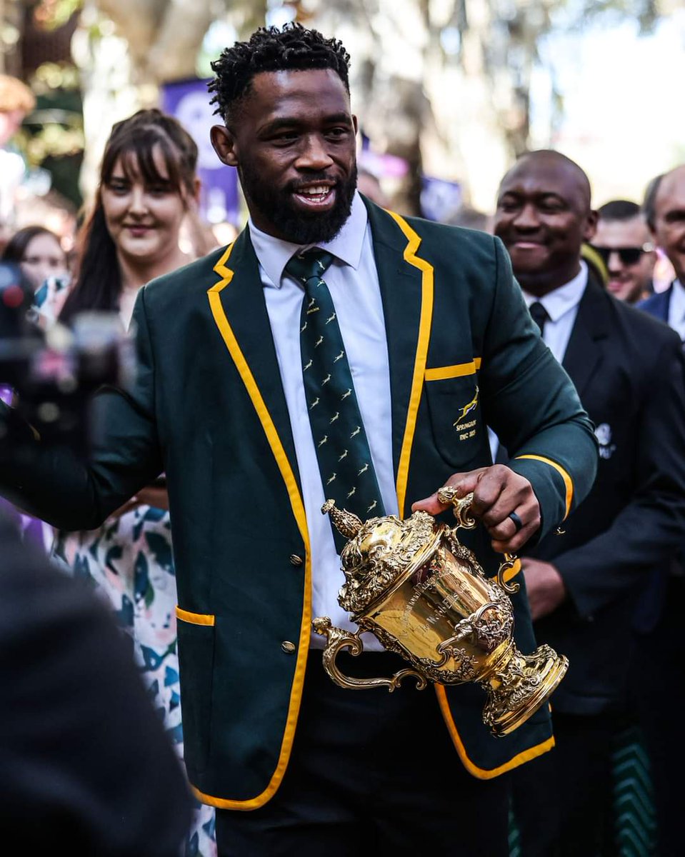 The two gents, Dr Rassie Erasmus and Captain Siya Kolisi together with their team, that gave South Africans 🇿🇦 a glimmer of hope in 2019 & 2023 when the odds were stacked in style against our nation. 

#Springboks 
#worldchampions 
#StrongerTogether 
#proudlysouthafrican