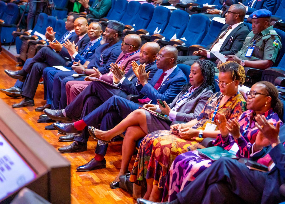jidesanwoolu's tweet image. During the Nigerian Economic Summit 30th Anniversary Public Lecture and Founders’ Forum by the Nigerian Economic Summit Group (NESG) held at the Lagos Business School, Lekki, I had the opportunity to speak about the importance of synergy between the public and private sectors for…