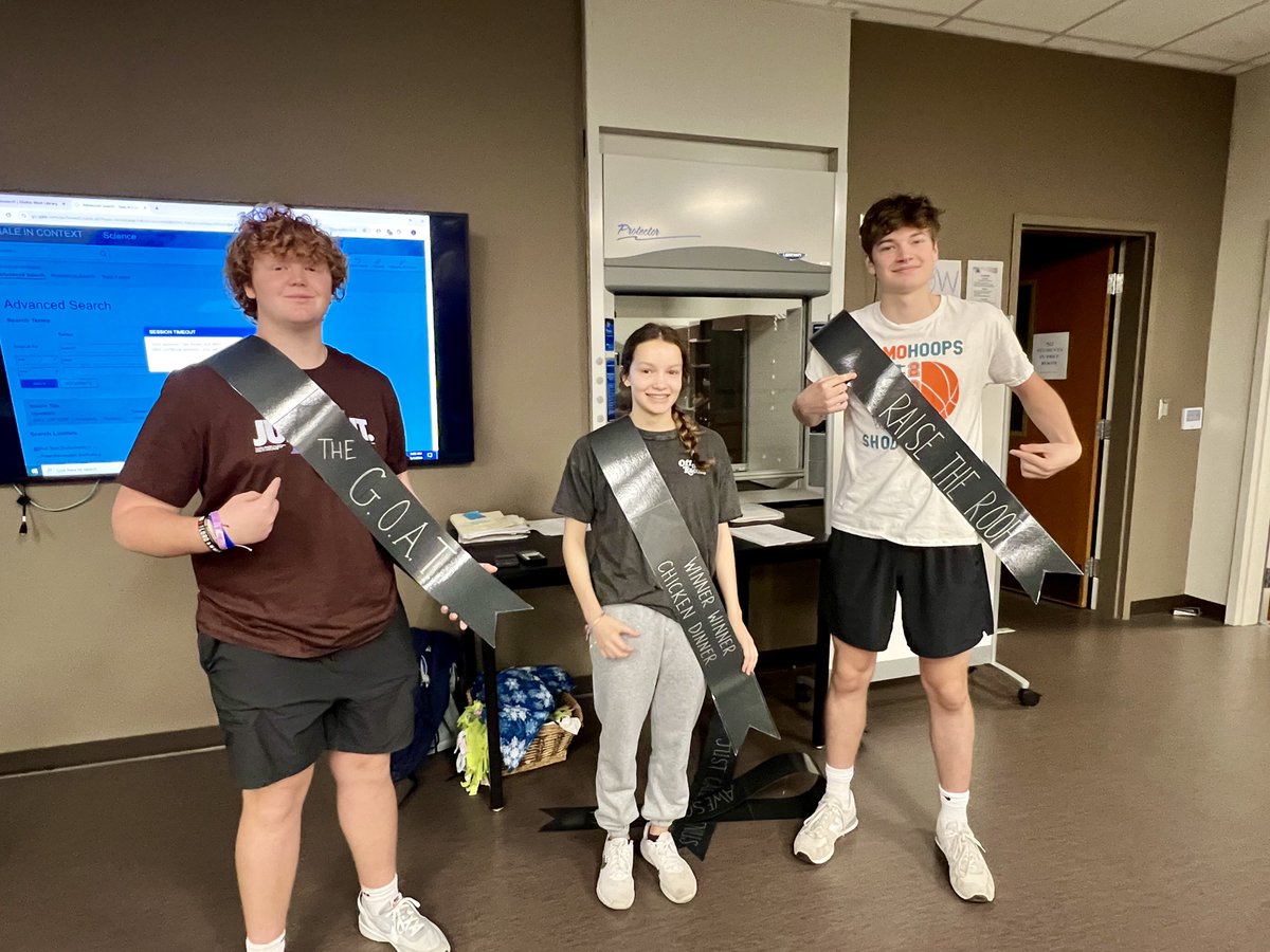 Olathe West Library tweet media