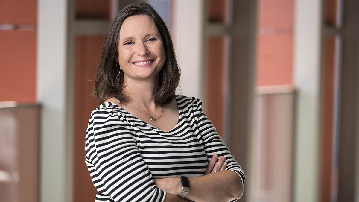 BIO5 member Kristen Pogreba-Brown @kpb_Epi at @uazpublichheath shares insights on long COVID among racial and ethnic groups. She highlights the need for equitable diagnosis and treatment to address these disparities effectively. Read in @cronkitenews: bit.ly/44vlR8B