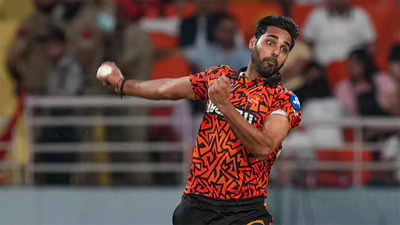 What a bhuvitiful bowler!