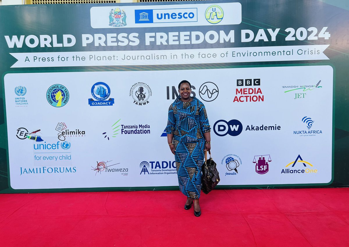 To commemorate the World Press Freedom Day; today, @OmukaHub, @unescodar, @NuktaAfrica & @JamiiForums organised a Session for 25 Members of Parliament on Media, Artificial Intelligence #AI & Technologies for Democracy whereby Adv Harold Sungusia, President @TanganyikaLaw and