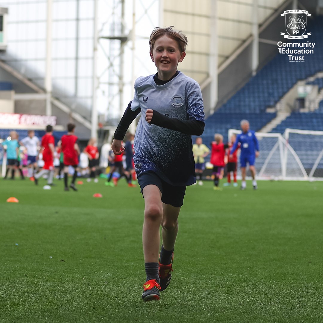 𝗣𝗮𝘆-𝗧𝗼-𝗣𝗹𝗮𝘆 ⚽️ We're well underway here at Deepdale tonight. Our coaches have put on a variety of coaching sessions and our small-sided games are in full flow. 🏟️ #PNECET | #pnefc