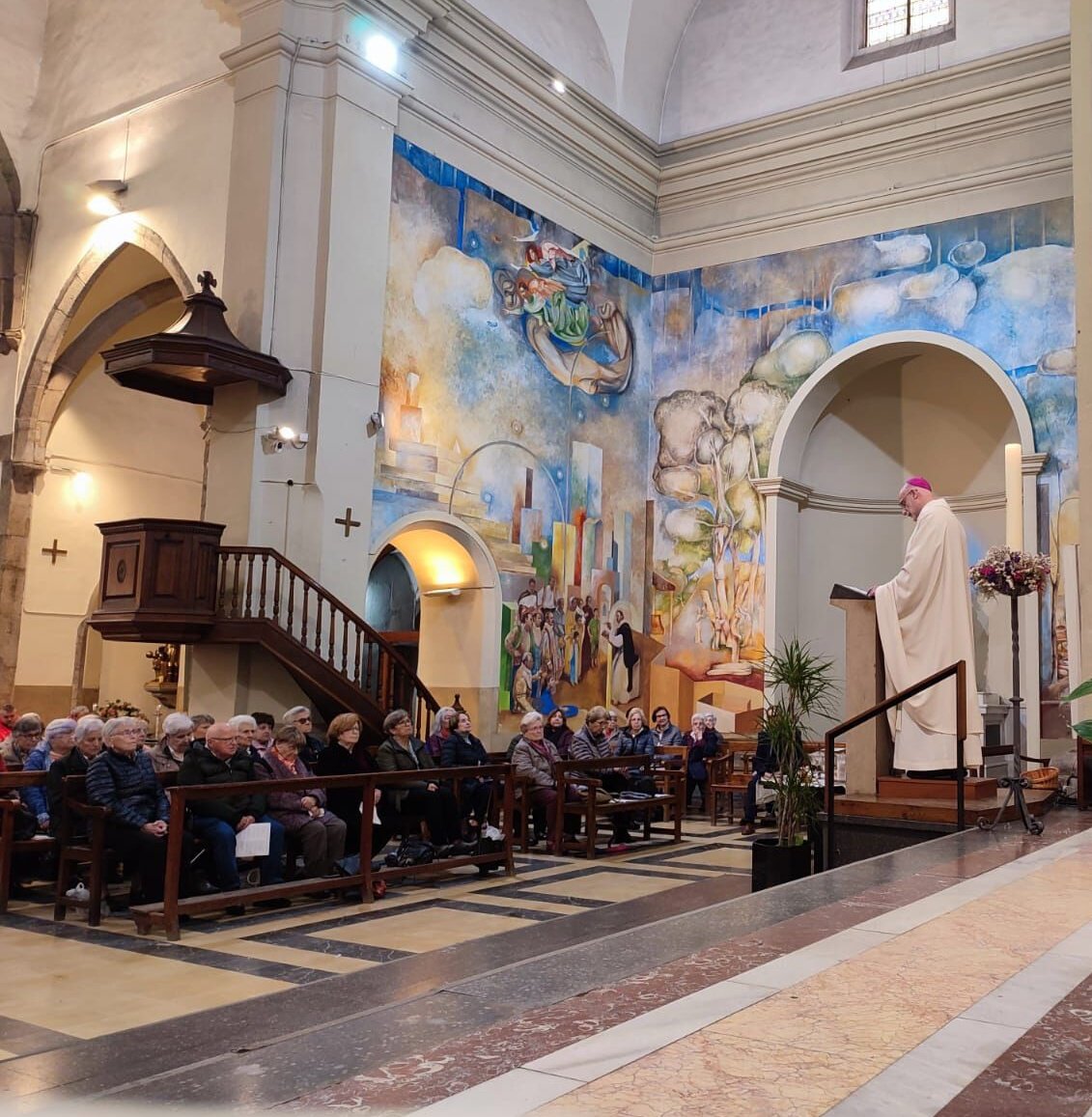 «Vosaltres sou evangelitzadors, sou missatgers de reflexió en el si de les vostres famílies i no hi pot haver tasca més gran ni més important». Dimarts, durant l'homilia de la missa amb motiu de la 30a trobada diocesana de Vida Creixent a Santa Coloma de Farners.