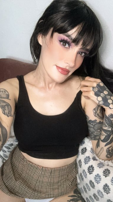 coffee or tea? https://t.co/9mvovfkc65<a href="/tag/mvsales"class="tags"><span>#mvsales</span></a>