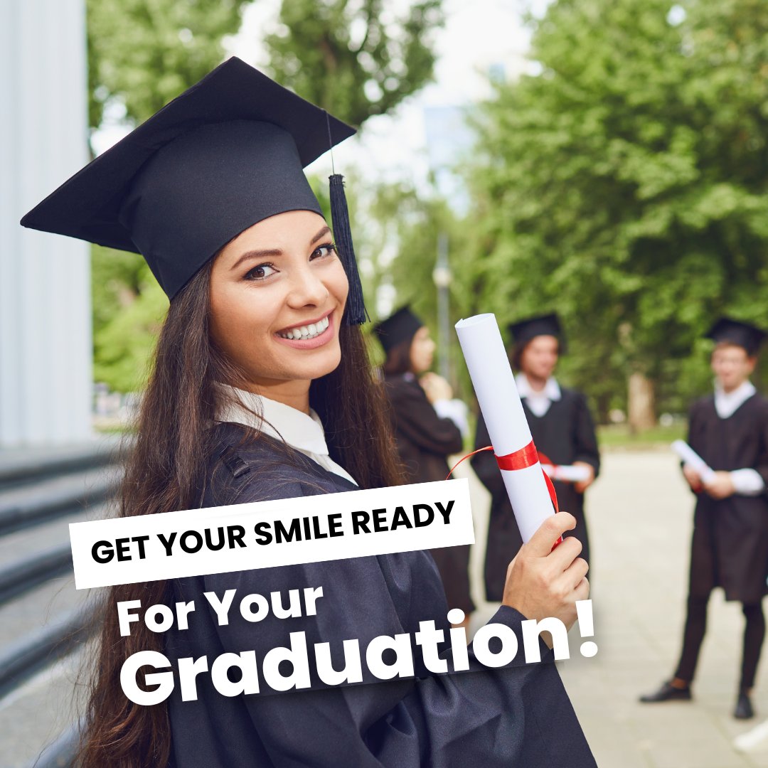 Graduation season is upon us!🎓 Call us to see how we can get your smile ready for the BIG day!

#graduation #grad #smile #cosmeticdentist #invisalign #veneers #smilemakeover #teethwhitening #scottsdaleaz