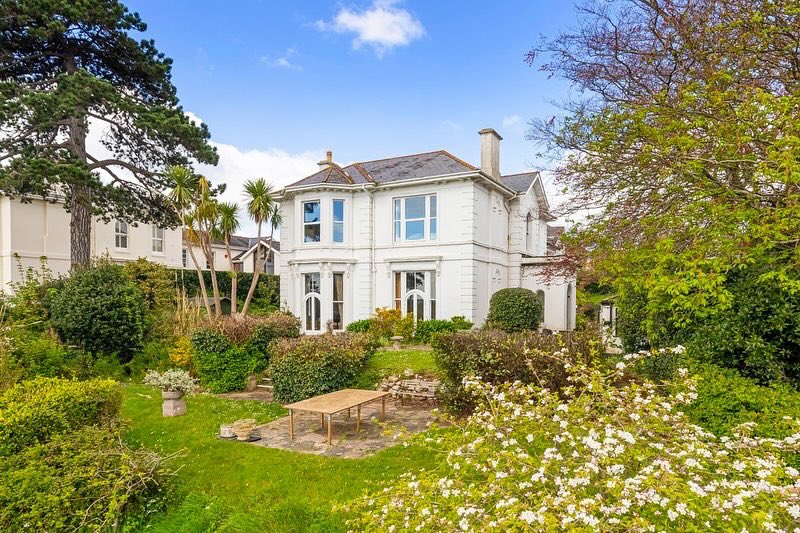 VICTORIAN VILLA FOR SALE 🌿 Seaway Lane
Guide £1,400,000 Freehold

📞 01803 296500
📧 mail@johncouch.co.uk 

#housesforsale #victorianvilla #victorianhome #victorianrenovation #victorianreno #architecture #lovewhereyoulive #newchapter #rightmove #zoopla