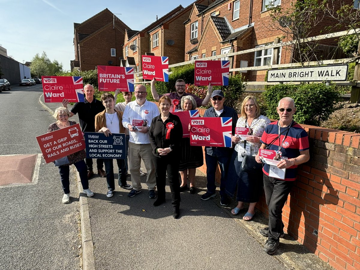 Team Mansfield are always up for a door knocking session! Thank you to @steveyemm and team for being so supportive ☑️ ⏰Under three hours until polling stations close. Find your nearest one here: iwillvote.org.uk