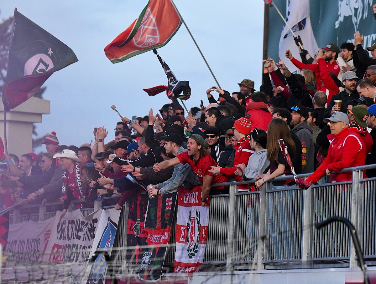 Matchweek 3 - 2024 Canadian Premier League attendance numbers:

◗ York Lions Stadium: 1,263.
◗ Wanderers Grounds: 6,500.
◗ Tim Hortons Field: 3,051.
◗ ATCO Field: 4,183.

TOTAL: 14,997 | #CanPL 🇨🇦🍁⚽️
#COYW | #WeAreUnited | #TogetherWeForge | #RideWithUs