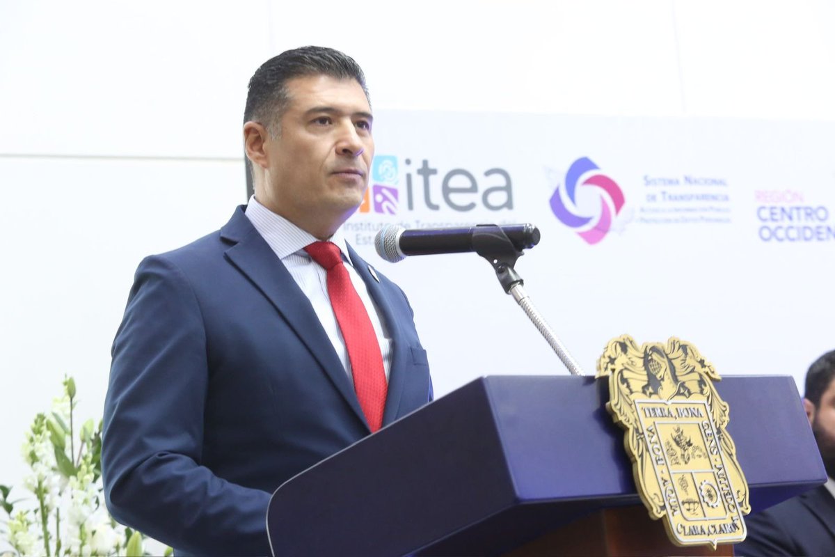 🟢Desde el @INAImexico estamos trabajando con firmeza en una nueva apuesta por el #GobiernoAbierto, la cual hemos denominado: '@AbramosMexico hacia un @EstadoAbiertoMx', una estrategia dirigida a promover la #Transparencia y la participación en las instituciones públicas,