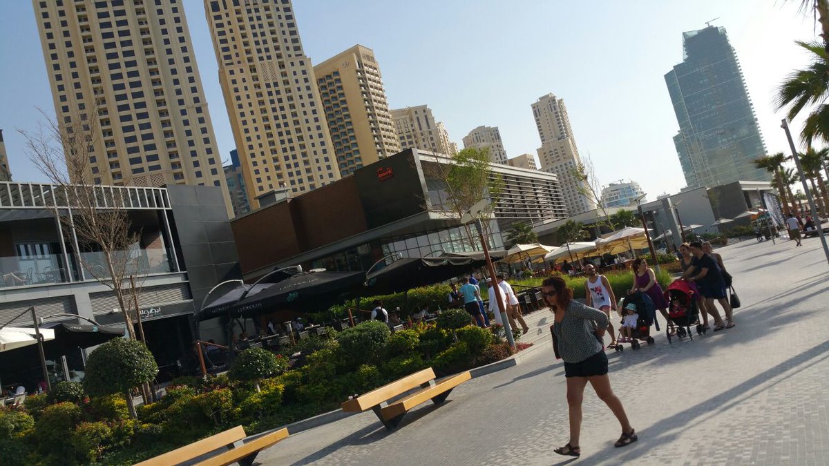 Walking around #JBR in #Dubai is a treat for the senses with alfresco cafes and colourful murals around the area
One thing that makes it such a popular choice among residents and tourists is the pristine beachfront
#dubailife #arabslife #discoverdubai #exploredubai
#amaizingdubai