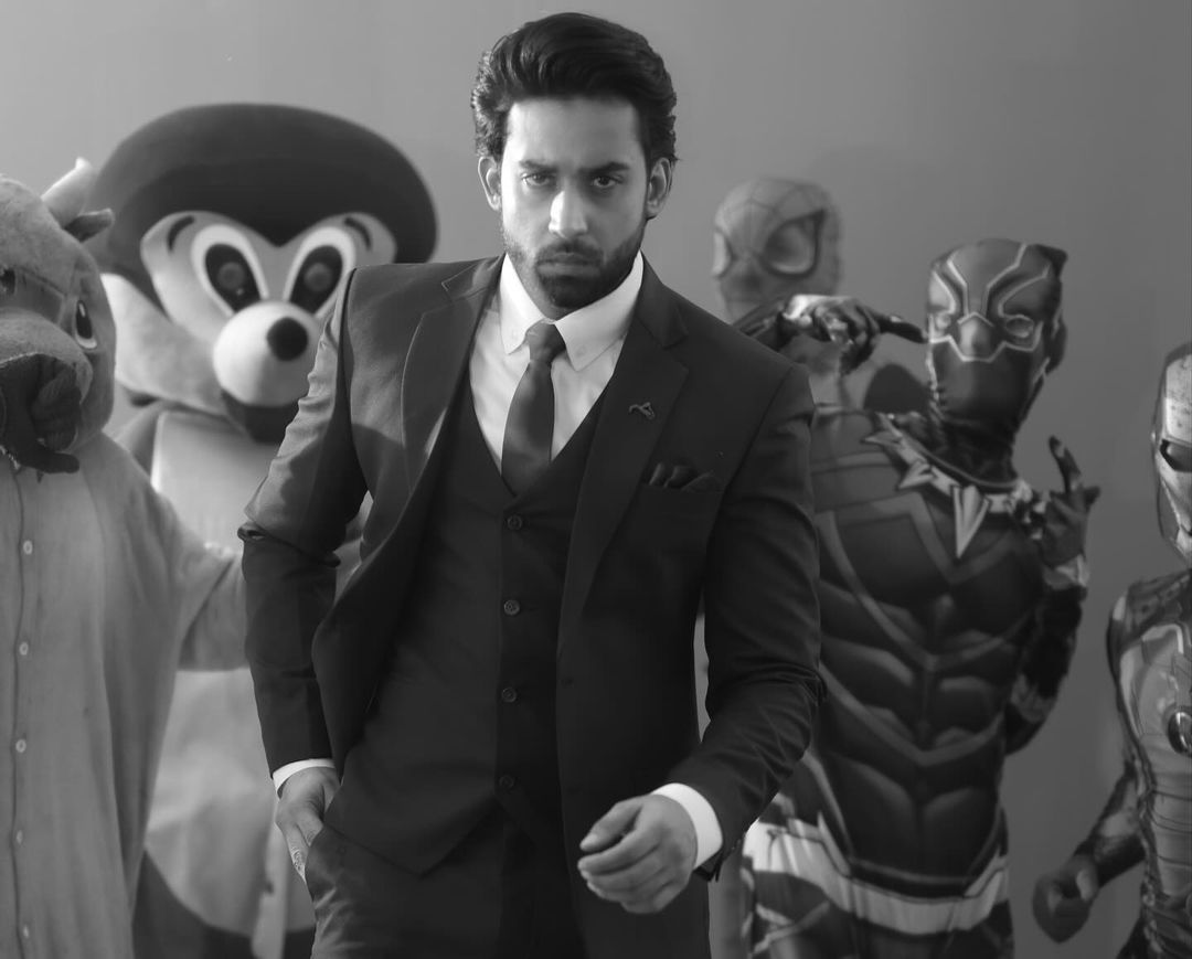 bilal_bliss's tweet photo. Love this pic 

ISHQ MURSHID IN CINEMAS https://t.co/CnPt5vovMV